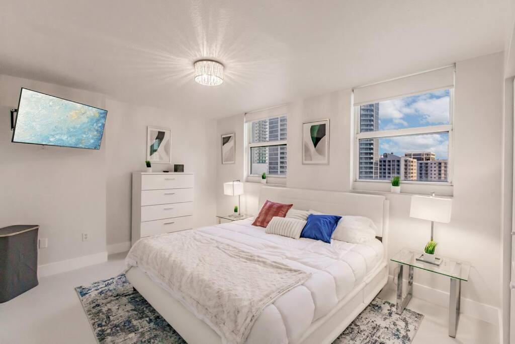 מיאמי Upscale Brickell 3 Bedroom With Water Views And Free Parking מראה חיצוני תמונה