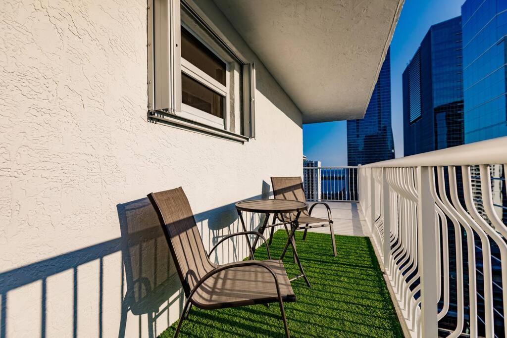 מיאמי Upscale Brickell 3 Bedroom With Water Views And Free Parking מראה חיצוני תמונה