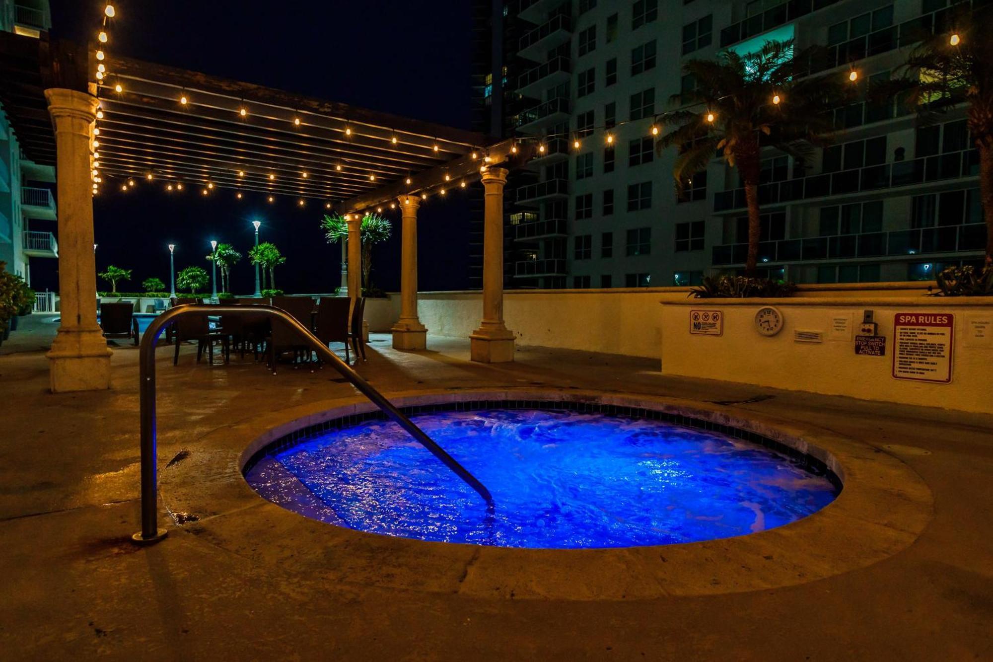 מיאמי Upscale Brickell 3 Bedroom With Water Views And Free Parking מראה חיצוני תמונה